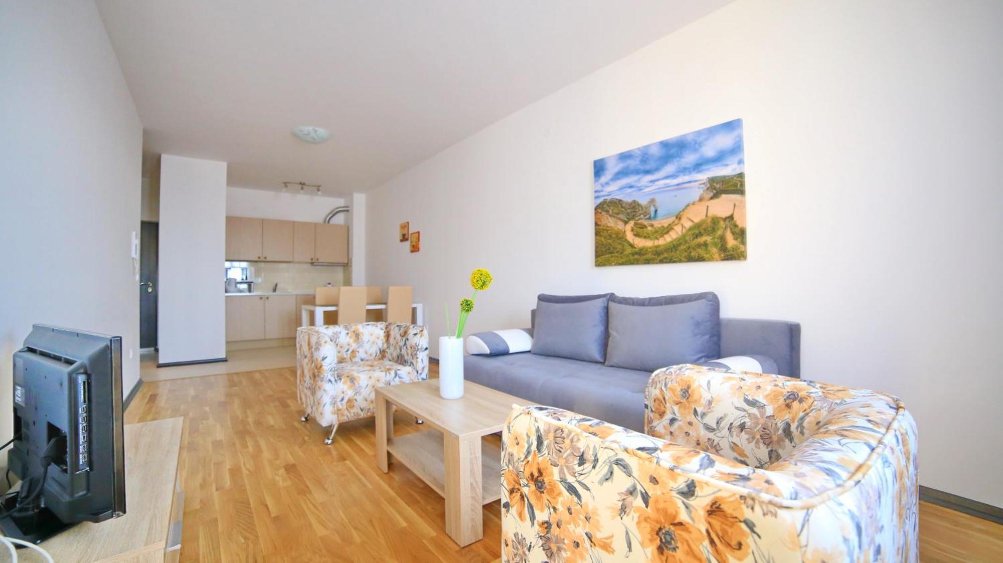 Apartments Mon Beach Budva Bilik gambar