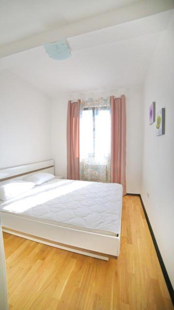 Apartments Mon Beach Budva Bilik gambar