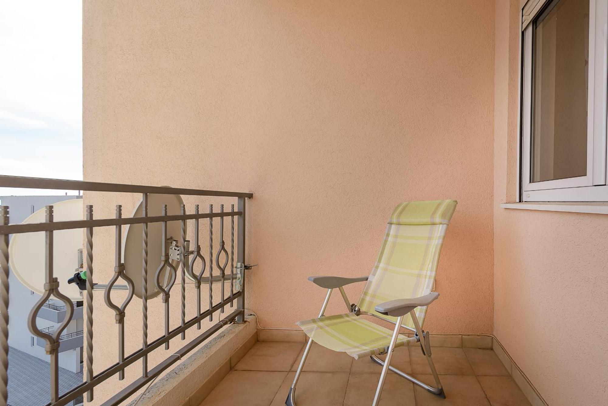 Apartments Mon Beach Budva Bilik gambar