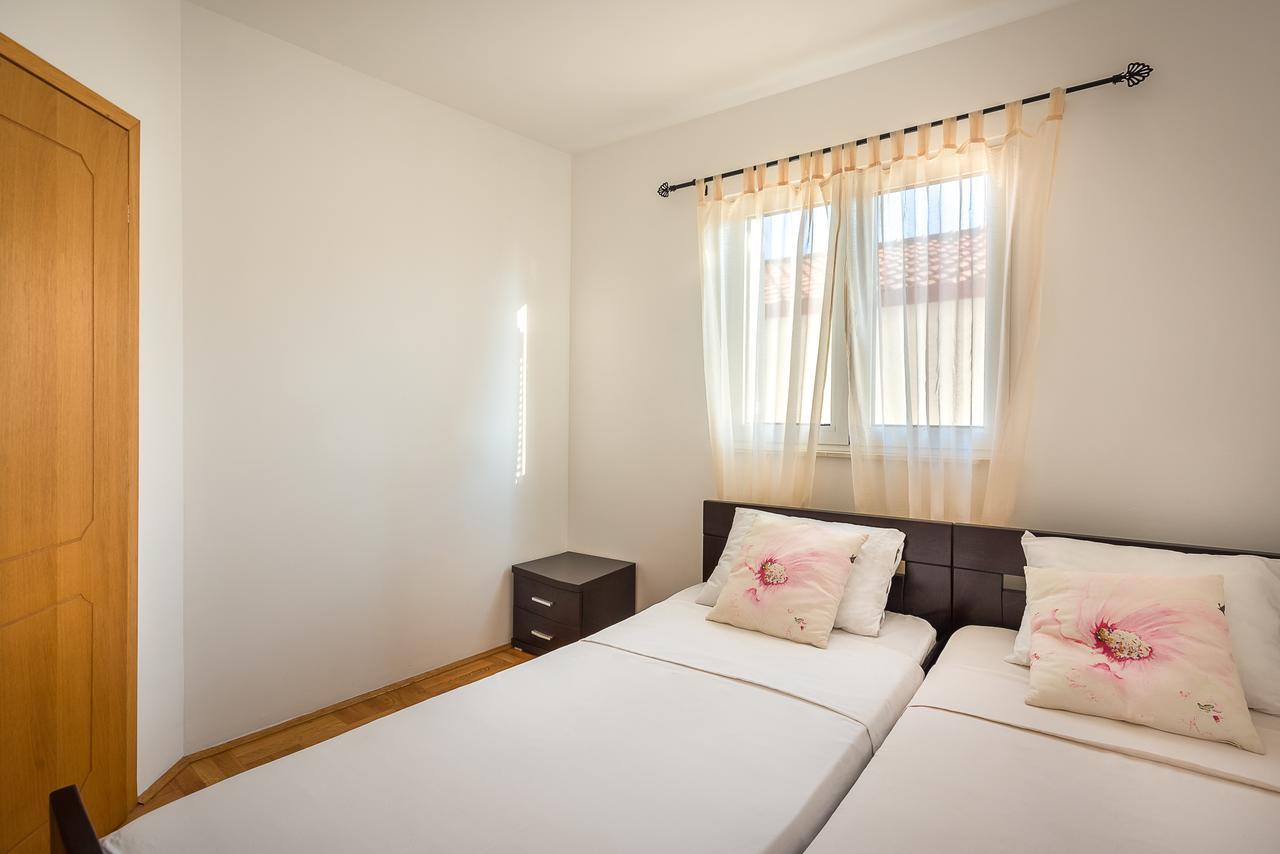 Apartments Mon Beach Budva Luaran gambar