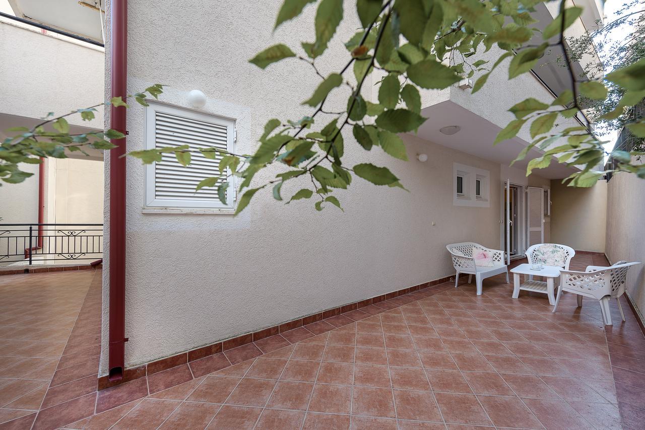 Apartments Mon Beach Budva Luaran gambar