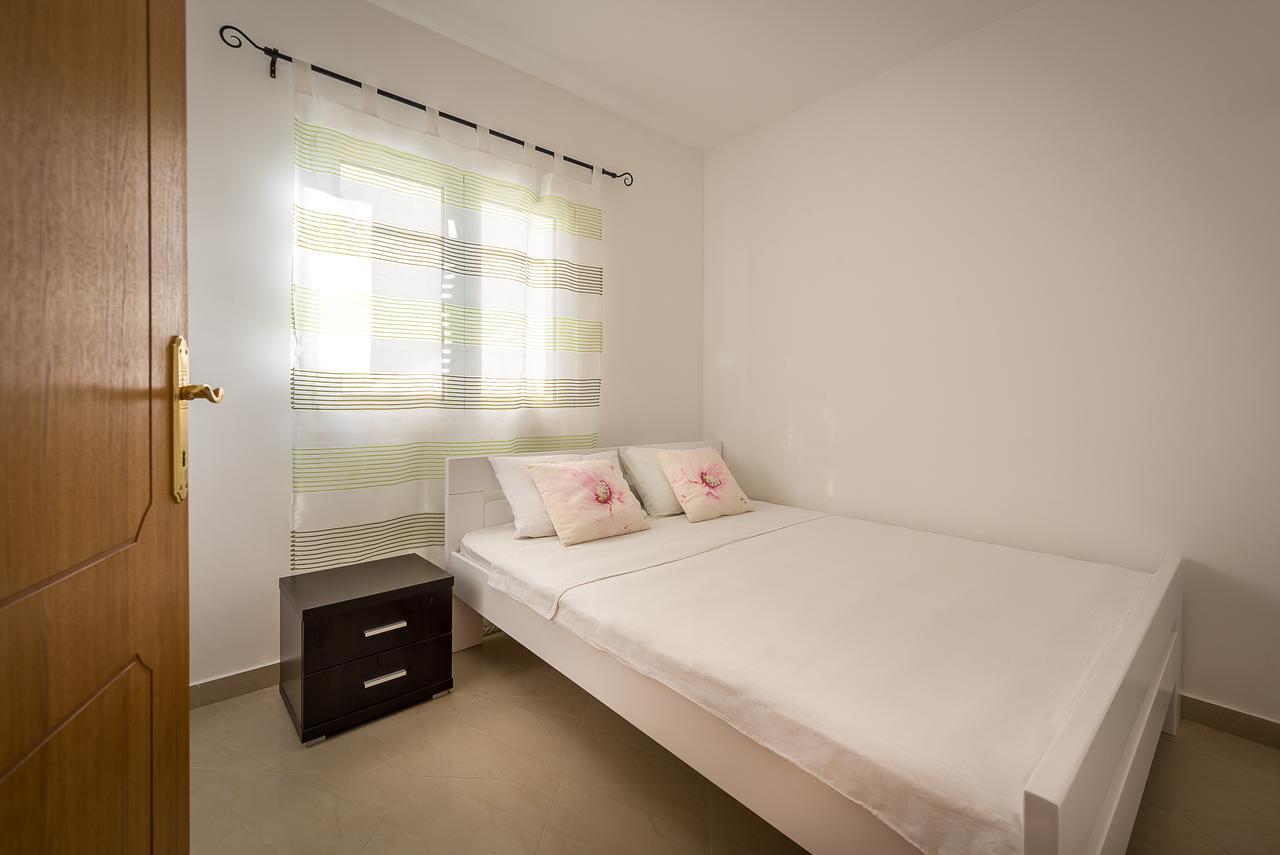 Apartments Mon Beach Budva Luaran gambar